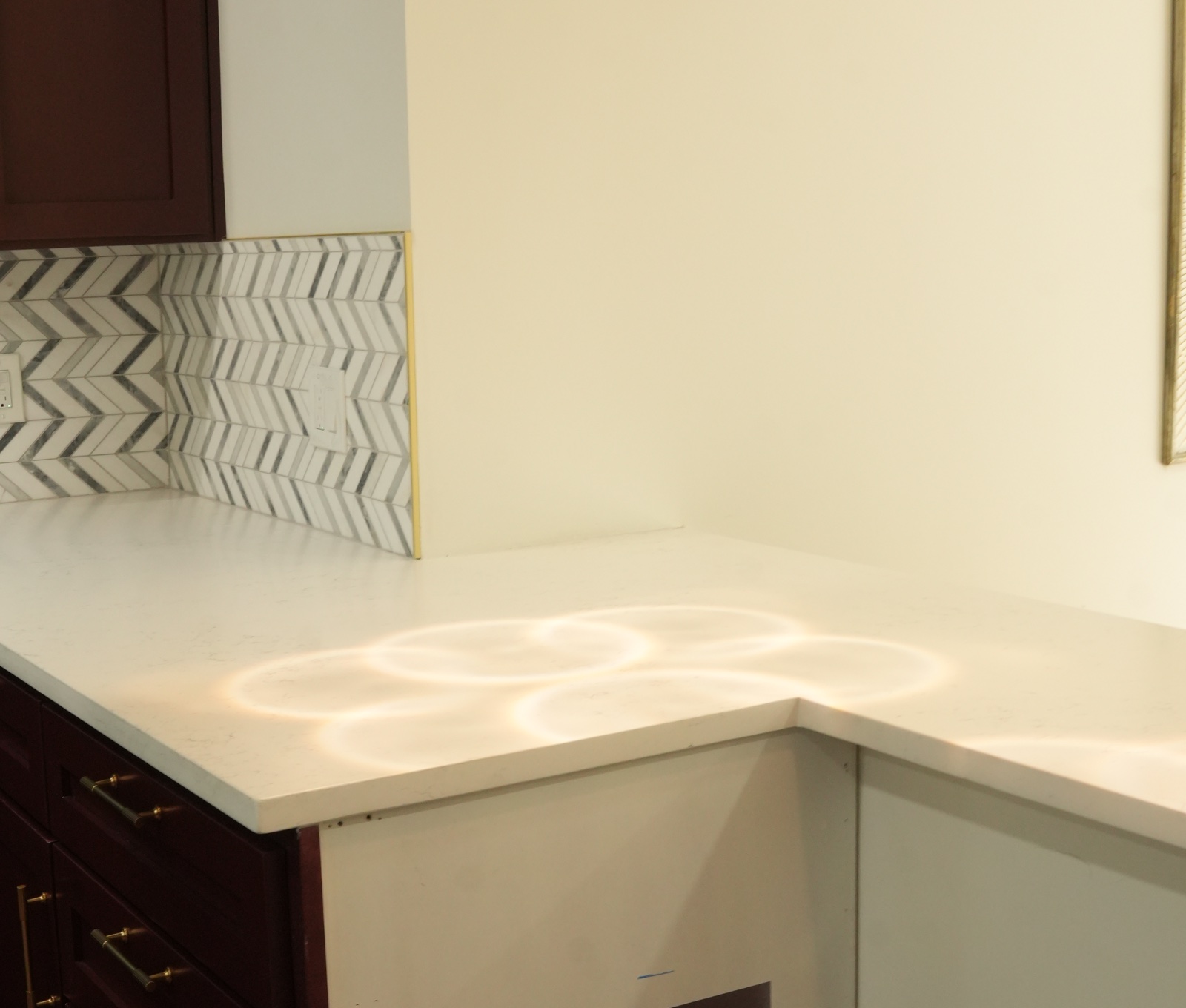 Finished countertop after the protection film was removed, showing unmarked stone